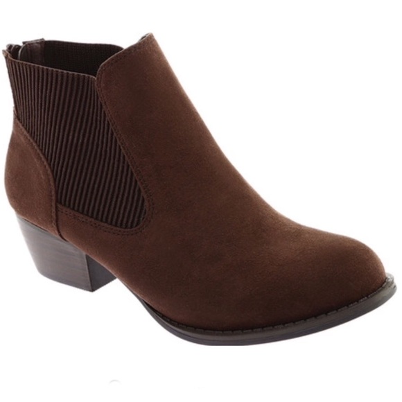 Portland Leather Shoes - Brown Booties